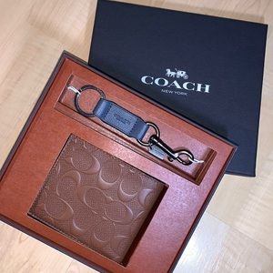COACH Signature Embossed Wallet & Key Chain set